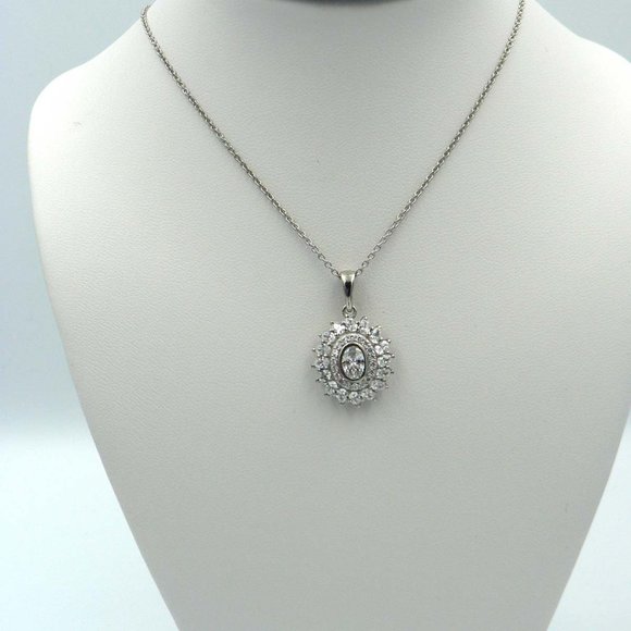 LUSTRO STELLA Swarovski Zirconia Pendant - Picture 4 of 6